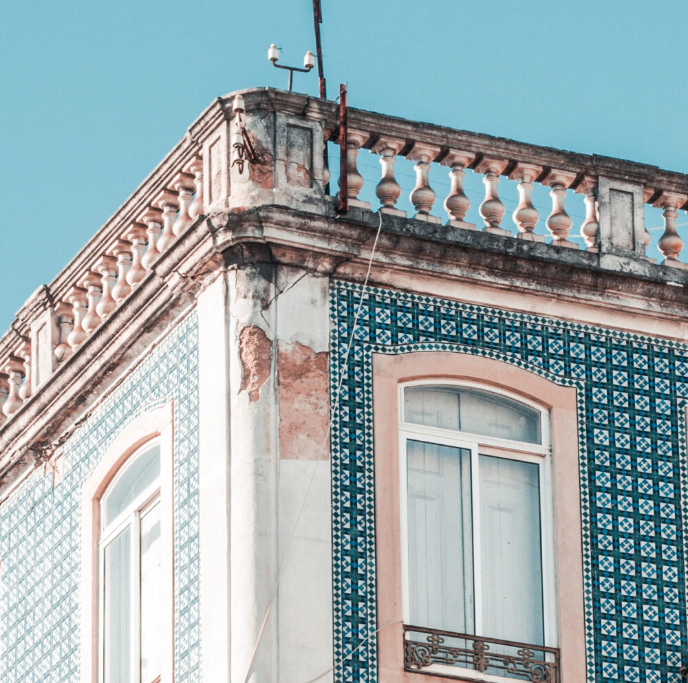 bulding details in porto